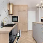 アパート Elegant For 2 People In By Renters *