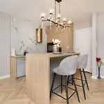 Elegant For 2 People In By Renters