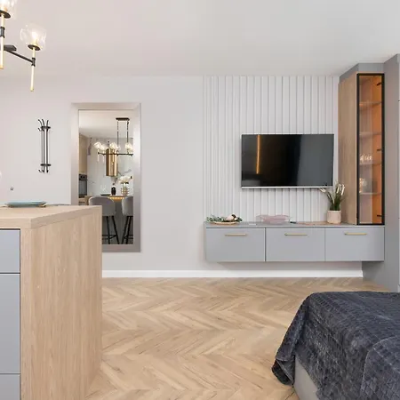 Elegant For 2 People In By Renters