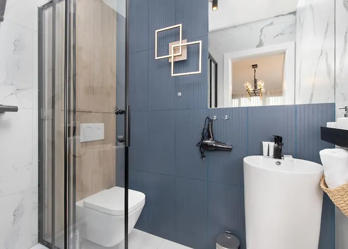 Elegant For 2 People In By Renters *