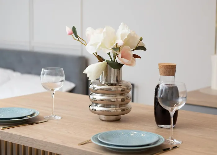 Elegant For 2 People In By Renters * 格但斯克