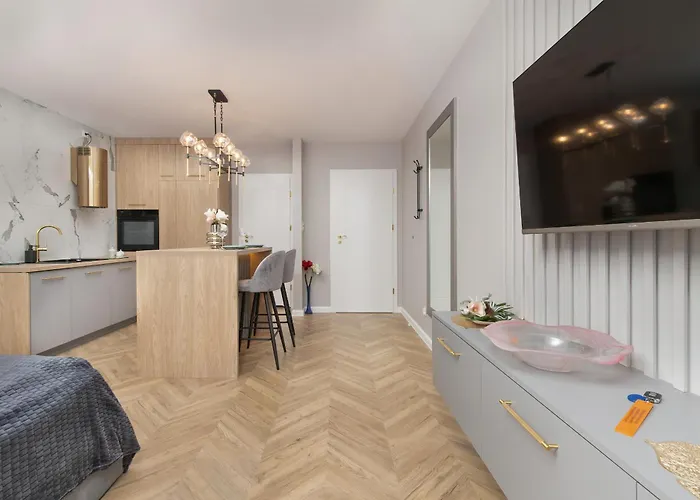 公寓 Elegant For 2 People In By Renters *