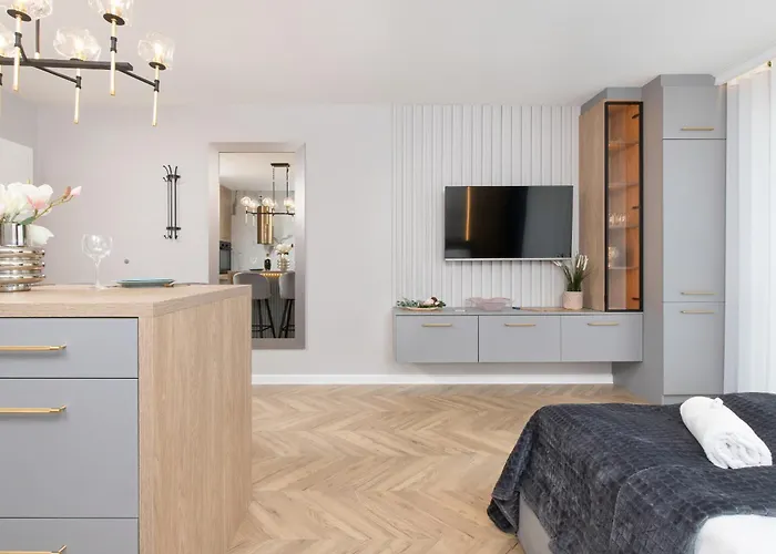 Elegant For 2 People In By Renters