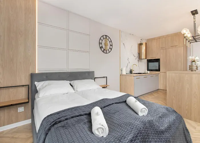 Elegant For 2 People In By Renters